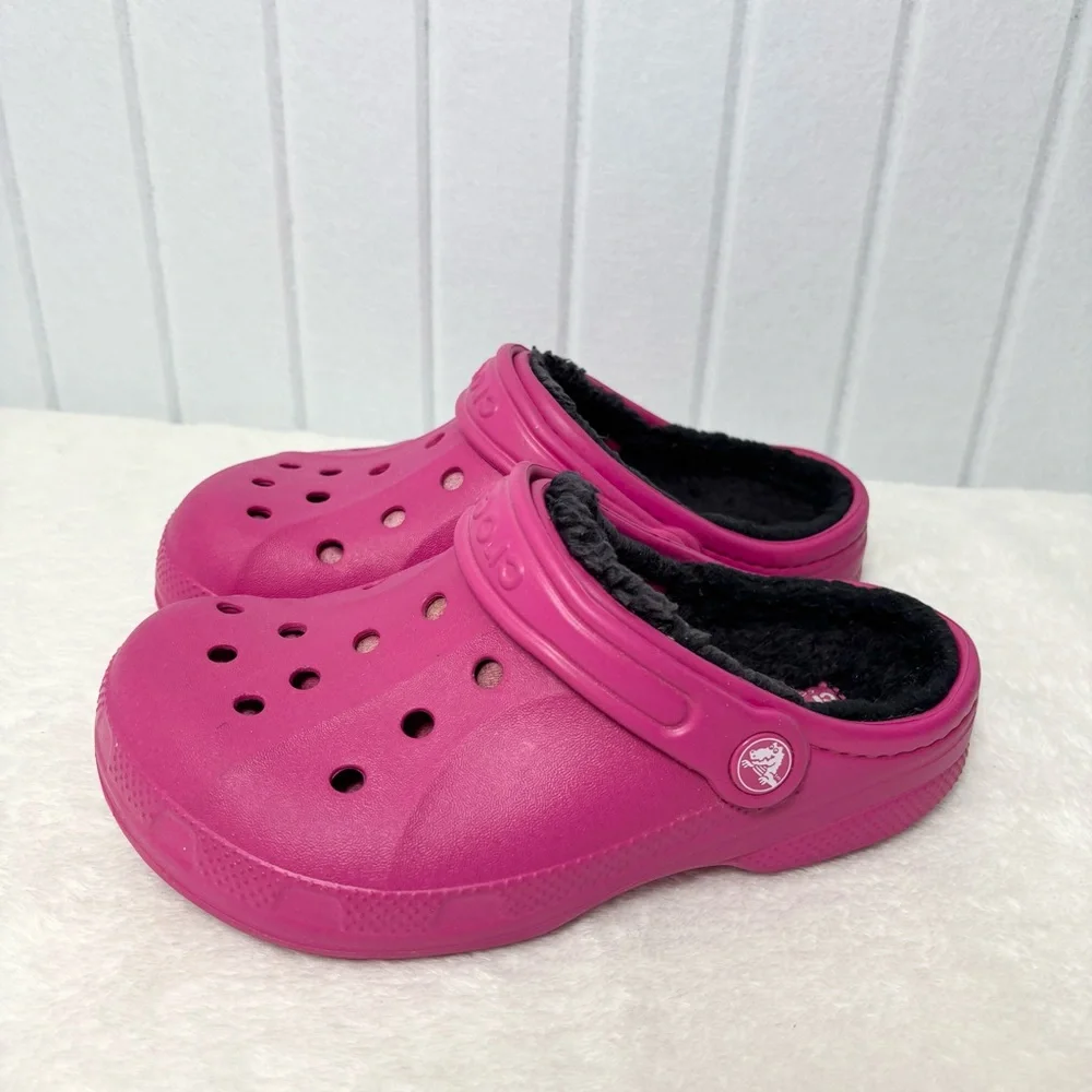 CROCS‎ Kids pink Fuchsia Slippers size 3 J 5
